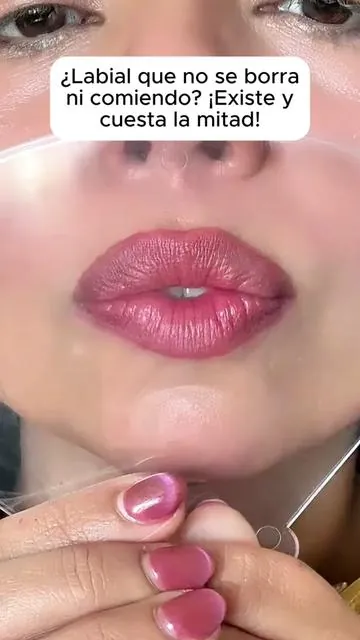 Comas, beses o salgas... ¡ni se borra! #tiktok #BYMOLIA Hipstick #colorchanging