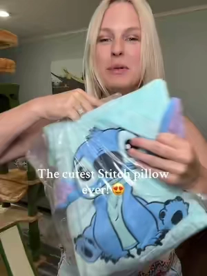 This Stitch pillow is a NEED 💙 #StitchPillow #DisneyTok #CozyDecor #RoomGoals #PillowTok #DisneyDecor #TikTokMadeMeBuyIt #CutePillow #StitchLovers #RoomMakeover #FleecePillow #TikTokFinds #HomeVibes #CozyTok #GiftIdeas #tiktokshopcreatorpicks #TikTokshopbacktoschool #fyp #foryoupage #CuteAndCozy