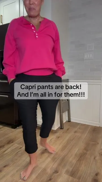 Capri pants are back and I couldn’t be happier!!! #tiktokshopbacktoschool #womensfashion #over40fashion #capripants #dresspants #croppedpants 