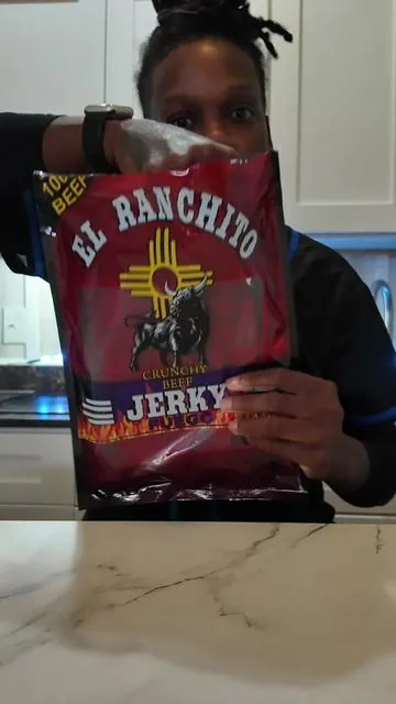 I went and got the bigger bag 😩 10! #elranchojerky #elranchojerkyfuego #food #review