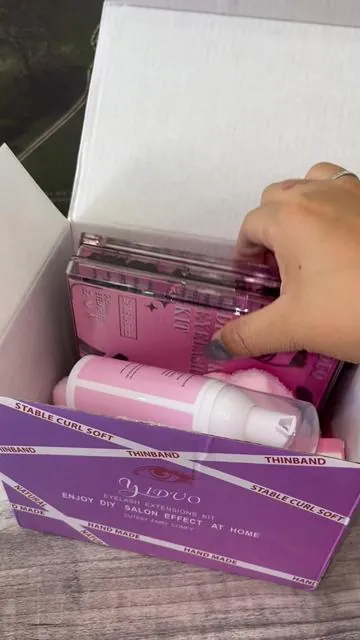 DIY lash kit #clusterlashes #diylashes #lashkit #diylashextensions #dealsforyoudays #fyp #foryou #keyholmes #TikTokShop #summersale #tiktokmademebuyit #trending #musthave #viral #giftideas