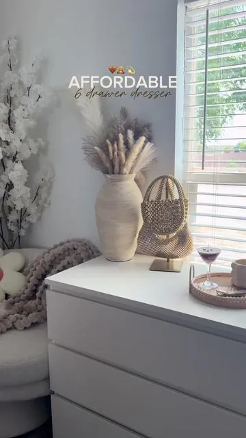 so simple & spacious 🤎💫 #fypシ #fyp #fypシ゚viral #homefinds #ttshop #tiktokshop #tiktokshopcreatorpicks #bedroommakeover #bedroom #vanity #roomtour #dresser #6drawerdresser #woodendresser #furniture 