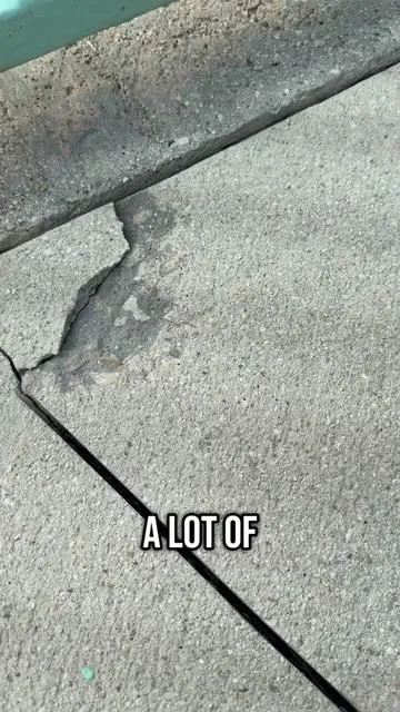 Got a chunk missing from your concrete? Don’t panic—Magic Crack Filler has you covered. ✅ Goes in dry—no mess, no mixing ✅ Scrape it flat—goodbye ugly gap ✅ Just add water—activates the bond ✅ Cures in 4–6 hours, rock hard Turn that crater into smooth, solid concrete again—without calling in a pro. ⚠️ Don’t settle for knockoffs—get the real deal that actually works. #MagicCrackFiller #ConcreteRepair #DIYFix #HomeImprovement #FixItFast 