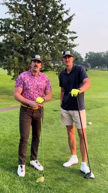 Hard golf swing vs tempo swing #golfswing #longdrive #golf 