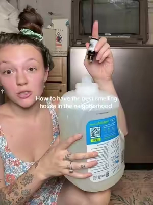 How to make your house smell amazing all the time! I swear I have the best smelling house in the entire neighborhood! Hotel diffuser oils - home fragrance oils - fragrance oils for your home - fall fragrance- fall scents - fall candles - how to make your house smell good - how to get bad smell smells out of your house - how to make your house smell amazing #tiktokshopblackfriday #tiktokshopcybermonday #tiktokshopbacktoschool #tiktokshopfinds #tiktokshopcreatorpicks how to make your house smell like a luxury hotel - 5 star luxury hotel scents - hotel fragrance oil - how to make your house smell like a hotel - how to make your house smell like a luxury hotel