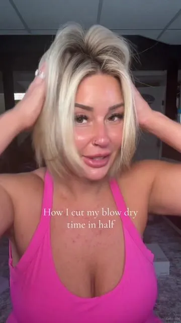 As a mom of 3, I need to save time wherever I can! ✨🔥 #colorwow #speeddry #hairproducts #hairproductsyouneed #tiktokshopcreatorpicks @Color Wow Hair 
