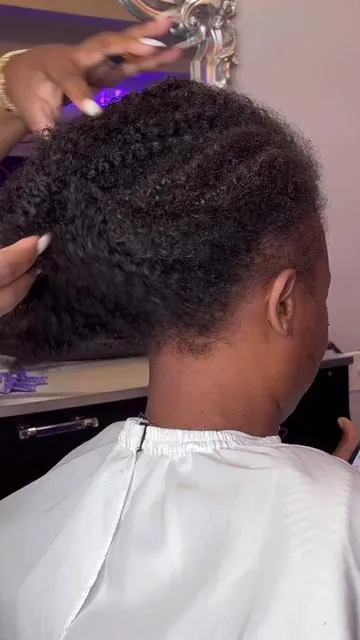 Yes you can use the @Revair Hair Dryer for blow outs! ✨🙌🏾 #haircare #blowout #silkpress #naturalhair #deeperthanhair 