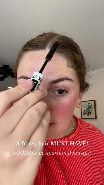 Do we see the results?!?!? #foryoupage #frizzyhairtips #postpartumhairloss #hairgel #slickback 