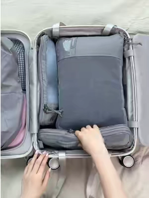 Click the yellow cart to check the details ✨🛒#bagsmart #TikTokshopbacktoschool #travelhack #packingcubes #summerbreak 