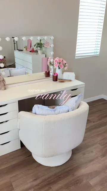 literally my dream vanity 💗@FUSOU Furniture  #vanity #beautyroom  #mirror #beautysetup  #organizewithme  