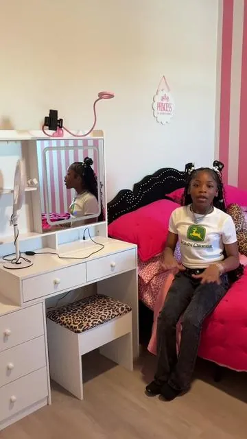 My daughters new vanity from @Vabches Official 💕  #vabches #vabchesreview #vabchescabinet #fyp 