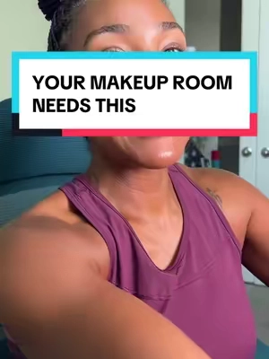Good lighting changes everything. These lights take your makeup videos from okay to flawless in seconds. #makeuptutorial #makeuphacks #contentcreator #makeuproom #beautycontentcreator 