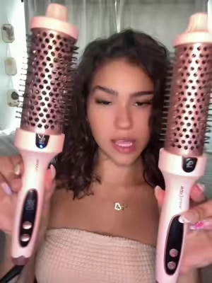IM IN LOVEEEE  @wavytalkofficial #curlyhair #blowout #hairtutorial #bob #thermalbrush  
