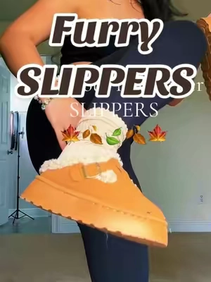Hurry these slippers are already selling out fast 🍂🍁🍂🍁 #fallfashion #fallfashiontrends #falloutfits #slippers 