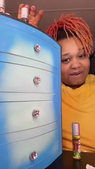 Lmaoo I’m stuck #tiktokshopcreatorpicks #dealforyoudays #canvasbeautybrand #prbox #rate 