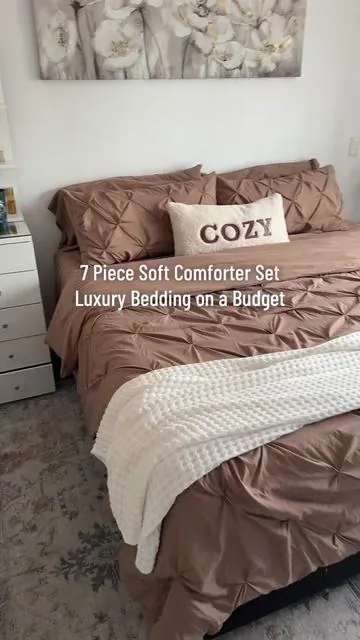 #comforter #bedding #beddingset #luxurybedding #softcomforter 