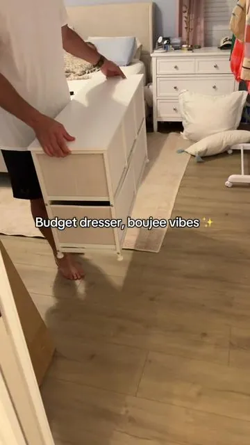 Obsessed with this 5 drawer dresser 😍 Solid top, faux leather drawer fronts, and sturdy handles make it look way more expensive. Perfect storage for bedroom or closet! Super impressed with the quality and easy to assemble! 