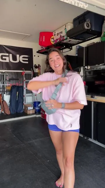 BRAND NEW CROCS BELT BAG!!! This baby literally just dropped and already has 1000s sold on TikTok. You better grab one fast before they're gone!  #crocssuperbrandday #crocssbd #crocs #crocsbeltbag #crocs4life 