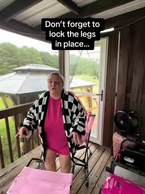 I’m not gonna lie yall…I’ve about peed myself watching this back 🤣🤣🤣🤣 I hope this made you laugh as much as I did…but any wayssss when the chair legs are locked…this is the best chair 👏🏼😂 #rockingcampingchair #campingchairwithfootrest #tiktokshopcreatorpicks #tiktokshopblackfriday #fyp 