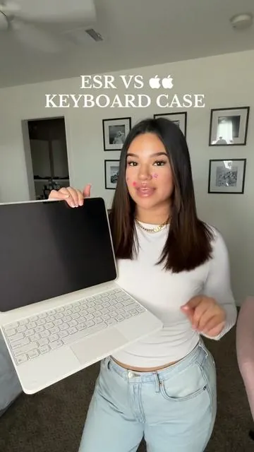 ESR KEYBOARD VS  KEYBOARD 👩🏻‍💻☝🏼 for 1/3 the price, I think yes!!!   @ESR US  #esrtech#esripadkeyboard #backtoschoolmusthaves  #ipados26 #ipad