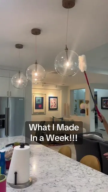 Replying to @Maria🌸 what I make in a week as a housecleaner #housecleaning #housecleaner #cleanwithme #mopping #moppingfloors 