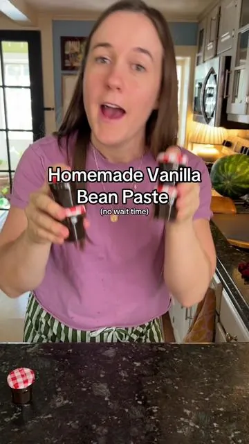 Vanilla Bean Paste: 2 oz (60 grams) vanilla beans 1 cup sugar  3/4 cup alc0h0l (80 proof) 1/3 cup water 2 Tbsp corn syrup  1/4 tsp xanthan gum 1. Cut vanilla beans into thirds 2. Place all ingredients except xanthan gum into blender. Blend on high for 2-3 minutes. 3. After a few minutes, stop blender and put xanthan gum inside. Blend for another 30 seconds. 4. You’re done! Your vanilla bean paste is ready to use but will get better as time passes.  5. Store in a cool, dark place. Lasts around 3 years! #vanilla #vanillabeanpaste #vanillaextract #homemade #homemadegifts #diygift #christmasgift #christmasgiftidea #homemadechristmas #vanillabean 