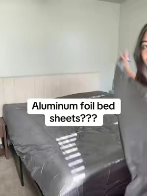 Wasn’t sure about silky satin sheets till I heard all the benefits for your hair & skin it has #satinsheets #bedsheets #silkybedsheets #bedding #HairCareTips 