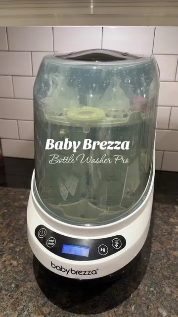 The Baby Brezza Bottle Washer Pro is an essential for our second baby! Washing our bottles in as quick as 19 minutes, it’s a no brainer why this is a necessity! @Baby Brezza #ad #sponsor #MyBrezzaMoments #ParentSmarterNotHarder