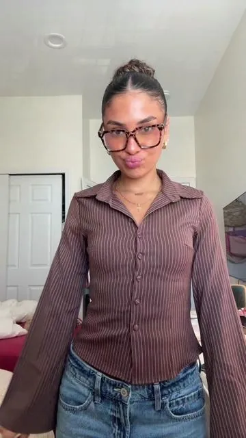 it’s giving chic business women 🤏🏽