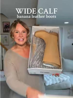 Wide calf friendly version of the trending boots 🙏 thank you @stevemadden #boots #bananaboots #leatherboots #widecalfboots #midsizefashion 