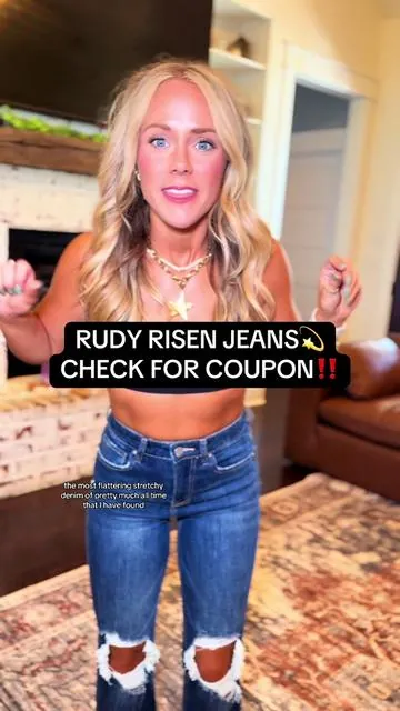 The most flattering + comfy pair of jeans 💙✨🤩🫶🏼   #risenjeans #jeans #denim #fallfashion  #flattering #shortgirls #momfashion #momstyle #ootd #outfitoftheday #tiktokshopcreatorpicks #summervibes #tiktokshoplabordaysale 