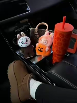 #spookyszn 
