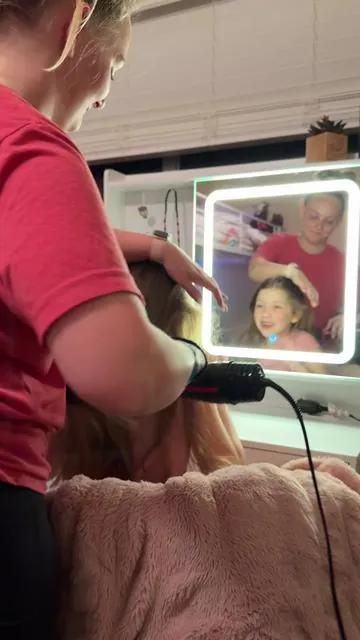 Thank you for suggesting a vanity! She loooves it 🎀 is there anything else you think we’re missing? Paint and mounting her new TV are both coming soon! #girlsroom #bedroommakeover #vanity ##tiktokshopreview##makeupvanity