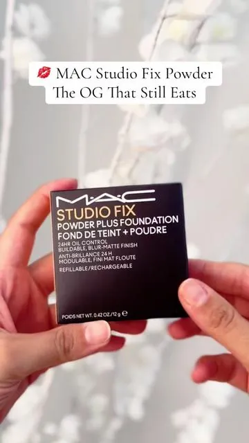 This powder is THAT girl. MAC Studio Fix Powder Plus Foundation gives you smooth, silky, blurred-to-the-gods coverage you can wear alone or on top of your foundation. It’s buildable, matte (but never dry), and leaves your skin looking flawless without the cake. Bonus? It’s refillable, just pop the pan out and snap in a new one. There’s even a hidden spot for your sponge so you’re always ready for touch-ups. An OG classic that still eats. This needs to be in every makeup stash. 💄✨ #maccosmetics #macstudiofixpowder #studiofix #foundation #powder 