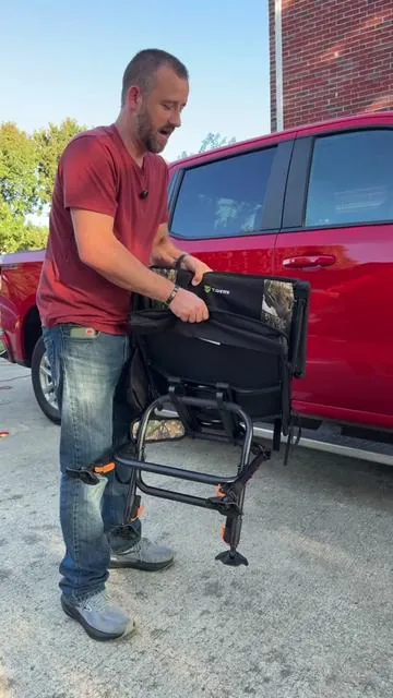 Tidewe heated swiveling hunting chair #tidewe #hunting #deerhunting #heatedchair #tiktokshopcreatorpicks 