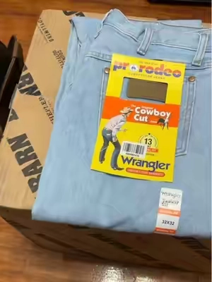 Wrangler Men's 13Mwz Jeans Cowboy Cut Prewashed #tiktokshopcreatorpicks #wrangler #wranglerjeans #13mwz 