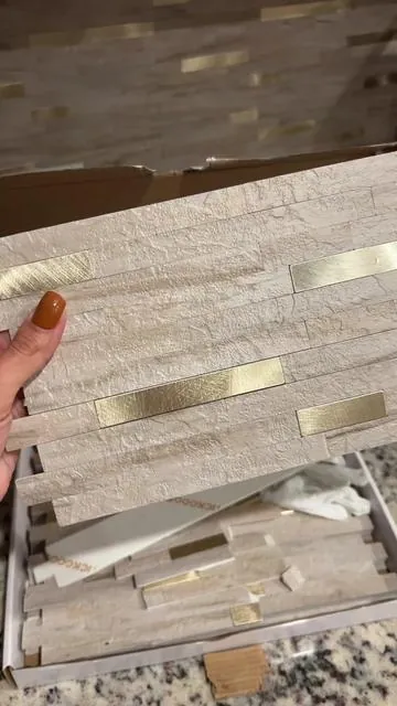 Kitchen backsplash #homeimprovement #kitchendesign #kitchendecor #diyhomedecor #homeimprovements 