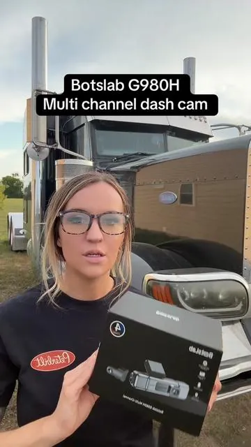 As a Truckers wife I highly recommend this dash cam, my husband loves his and his has came in handy many times. @semi_crazy_peteguy @Jane.Chan-Botslab @Botslab.Us.Shop @Botslab Shop  #trucker  #botslab  #tiktokshoplabordaysale #botslabg980h #botslabg980h4channel 