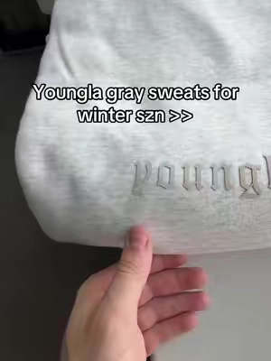 Recommend you size up so they’re baggy 🙏 wearing size XL at 5’10 #gym #pants #sweats #joggers #baggysweats 