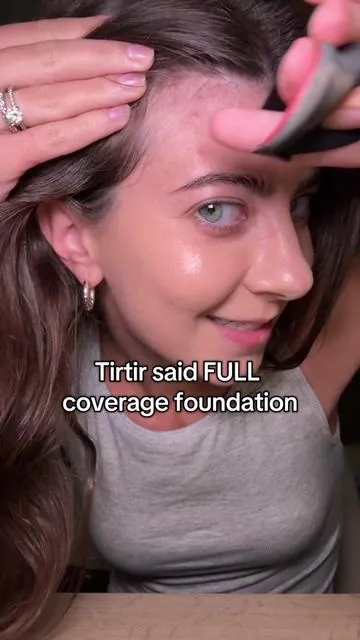 and it lasts all day with no setting spray it’s insane!! #fullcoveragefoundation #tirtir #tirtircushion #tiktokshopcreatorpicks 