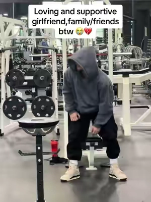 At least the hoodie is tough ✌️😭
