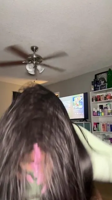 No Glue On A Frontal Wig ?? Sign Me Up @Pizazz Hair Shop  #wiginstall #wiginfluencer #wigtutorial #wigtok 