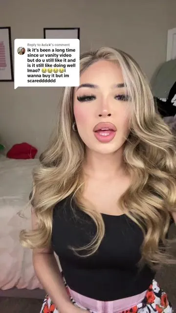 Replying to @𝒉𝒆𝒍𝒂❦ it’s a little messy but I love it 💕 #vanity #vanitymakeup #makeupvanity 
