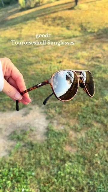 These goodr sunglasses are so cute 😍🤎 #goodrsunglasses #sunglasses #goodr 