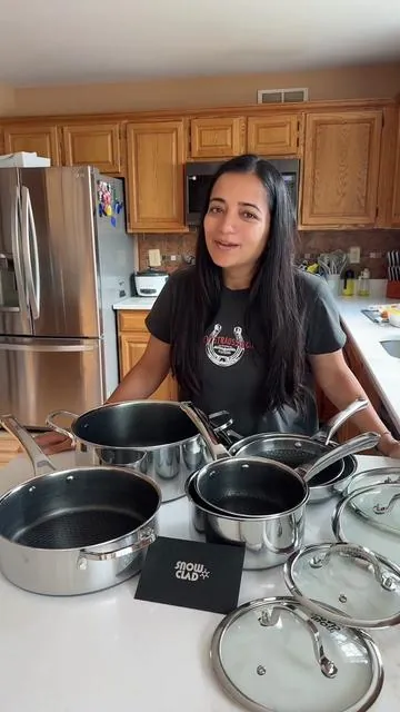 Cookware set #snowclad #snowcladcookwaresets #stainlesssteelcookware #nonstickcookware 