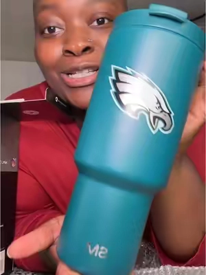 Best way to represent the BEST NFL team!! #eagles #nfl #nflfootball #giftsforhim #giftsfordad #football #footballseason #footballsunday @Simple Modern 