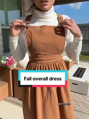 This is the cutest overall dress and perfect modest fashion for fall! #overalldress #overalls #modestfashion #falldresses #dresses 