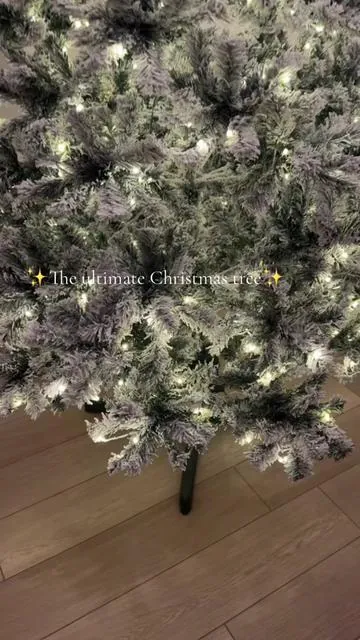 This 7.5 ft flocked pre-lit Christmas tree has EVERY light option you could dream of—warm white, multicolor, twinkle, fade, patterns & more 🌟 Plus, it comes with a remote so you can change the vibe with just one click 🎄 Don’t wait—these always sell out early every single year. Grab yours NOW before it’s gone!  #prelitchristmastree  #viralchristmastree  ##Christmas2025#tiktokshopcreatorpicks  #Christmastree @Yitahomefurniture 