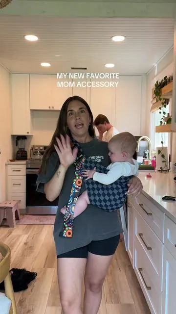 She is at the perfect age to use this with and I can see myself using this OFTEN + with future babies 🥹  #TikTokShop #mommusthaves #momhack #babycarrier #babyhack 