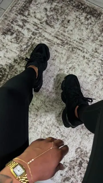 🔥😮‍💨  #blackcat9060 #tripleblack #newbalance #flykics #sneakerhead @Fly Kicks  